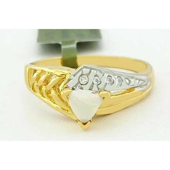 Genuine 0.32 Cts Australian Opal & Diamonds Ring 10k Yellow Gold